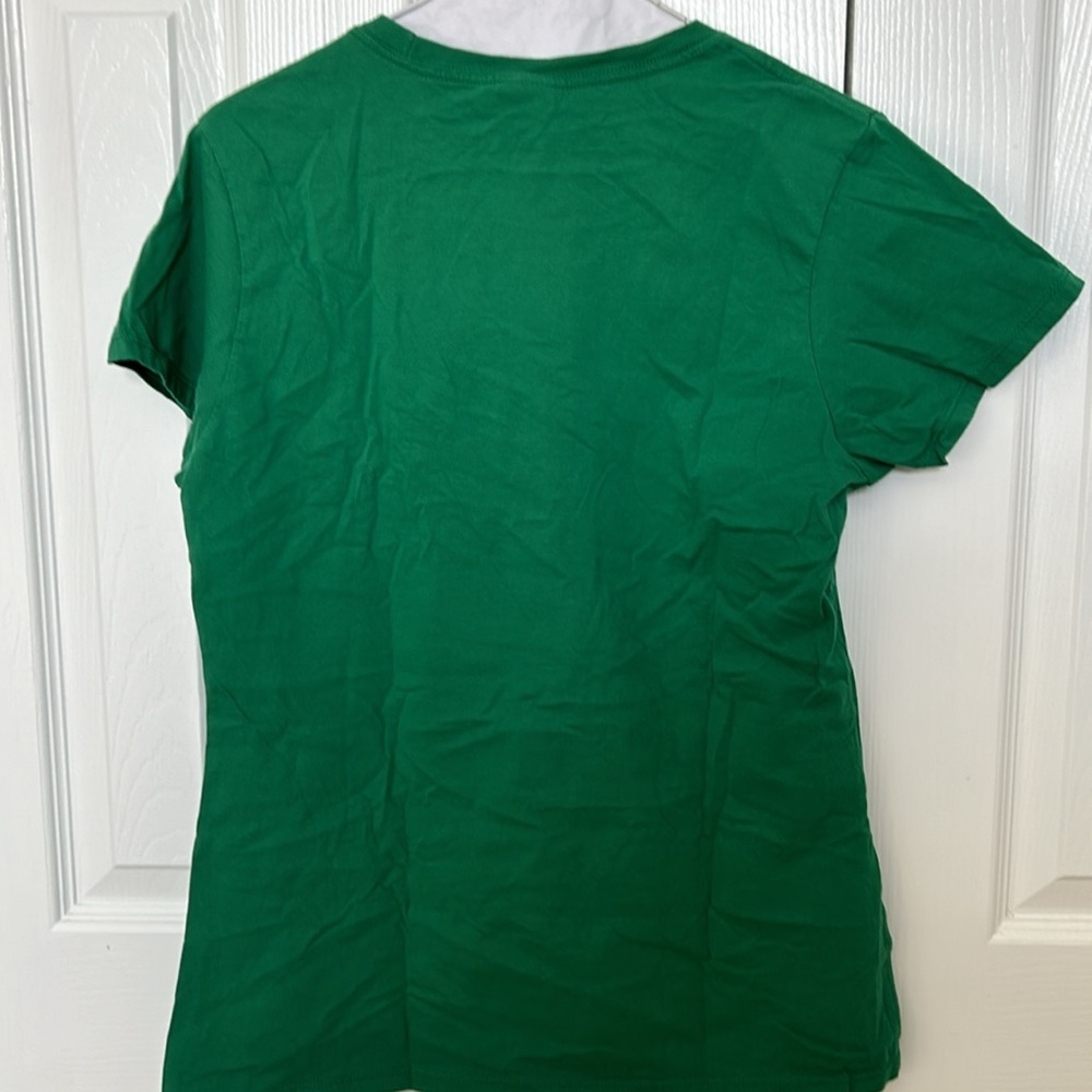 Women’s Size M Green Garden Gangster T Shirt - Picture 2 of 2
